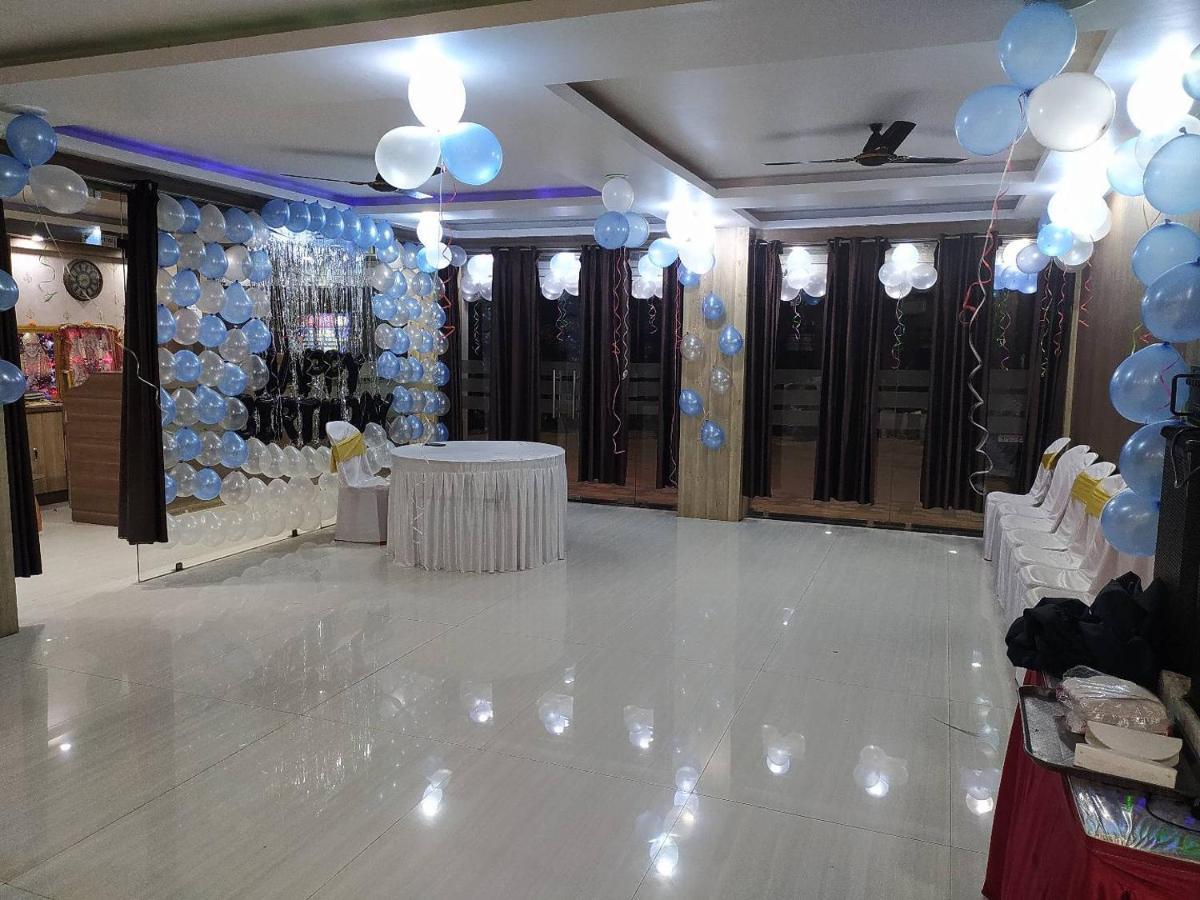 Hotel R K Palace Bhopal Ngoại thất bức ảnh